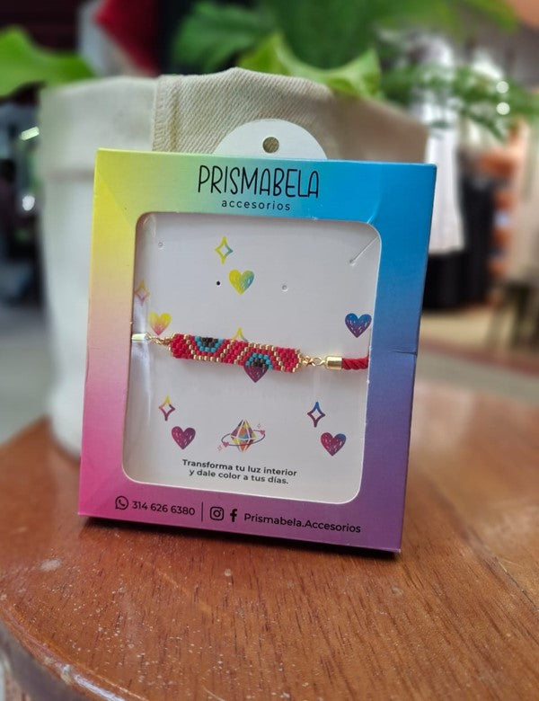 PULSERA DIJE MACRAME ROJO DORADO Y AZUL