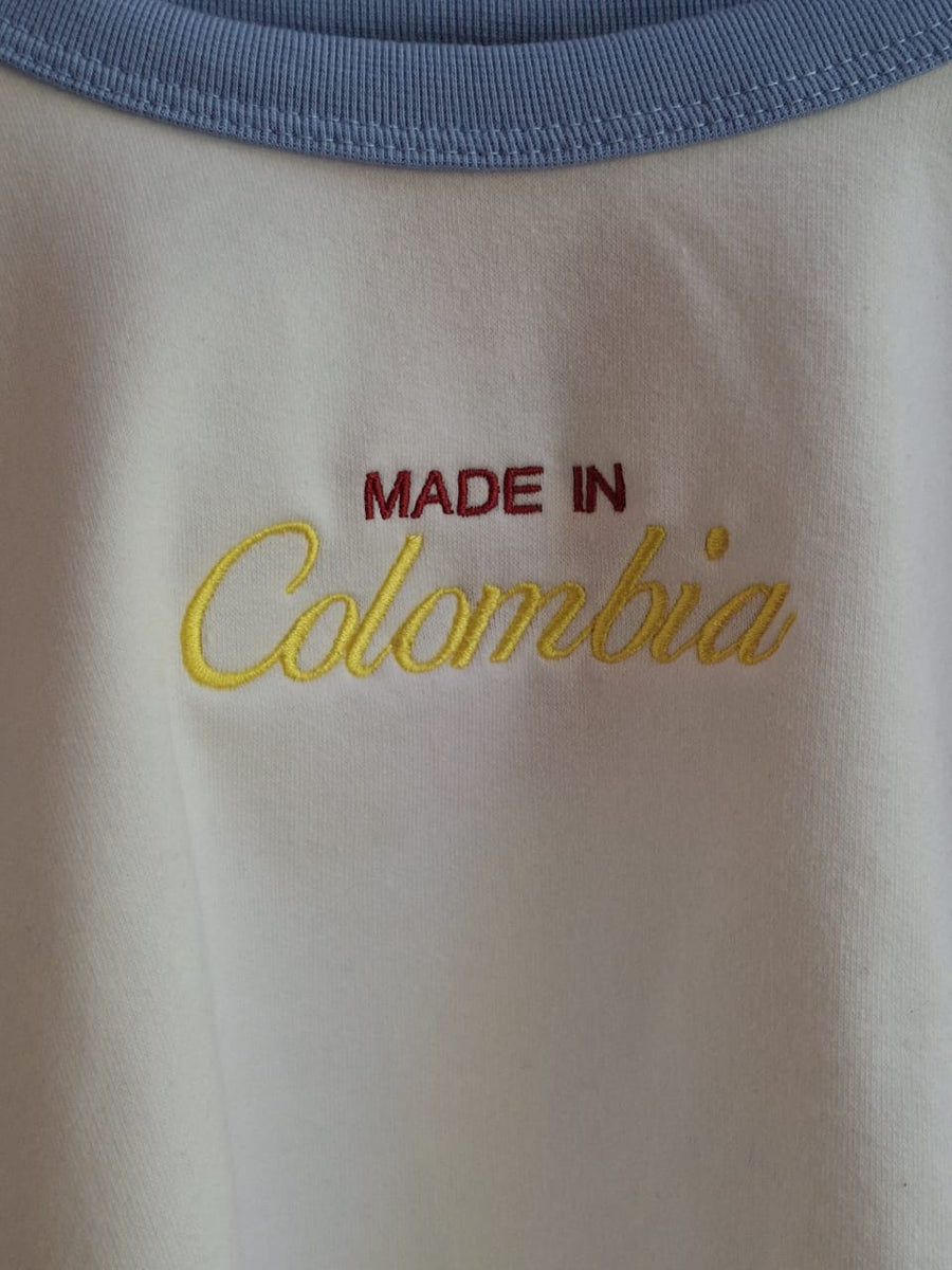 Made In Colombia Blanco Bordado Amarillo