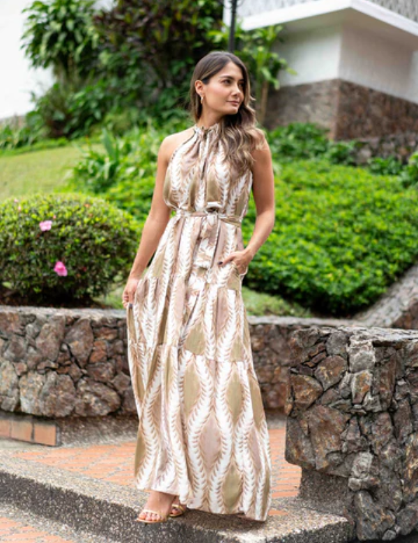 Vestido Cuello Halter Coralina Beige