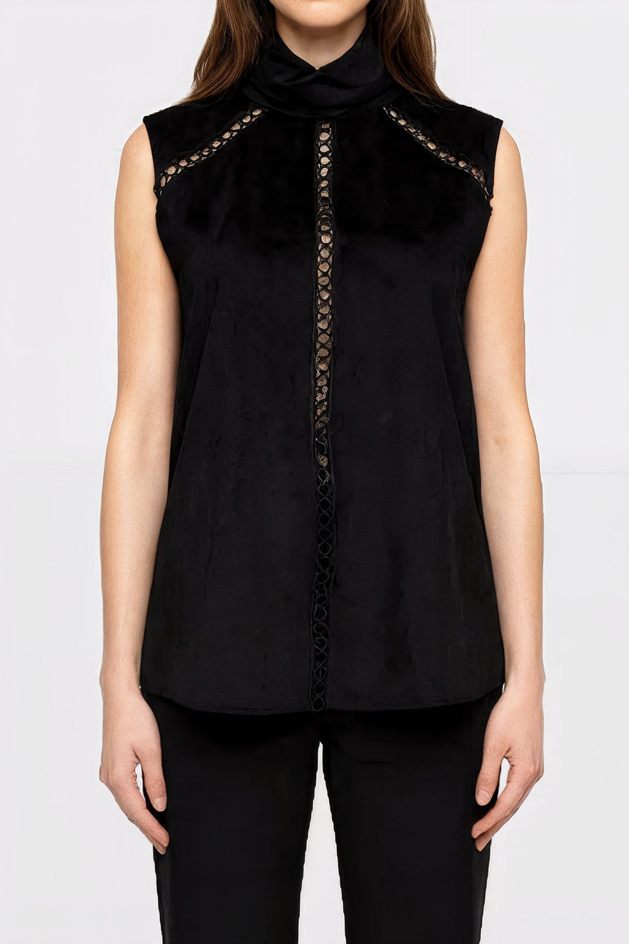 Blusa Con Encaje En Hombros Alejandra Negro