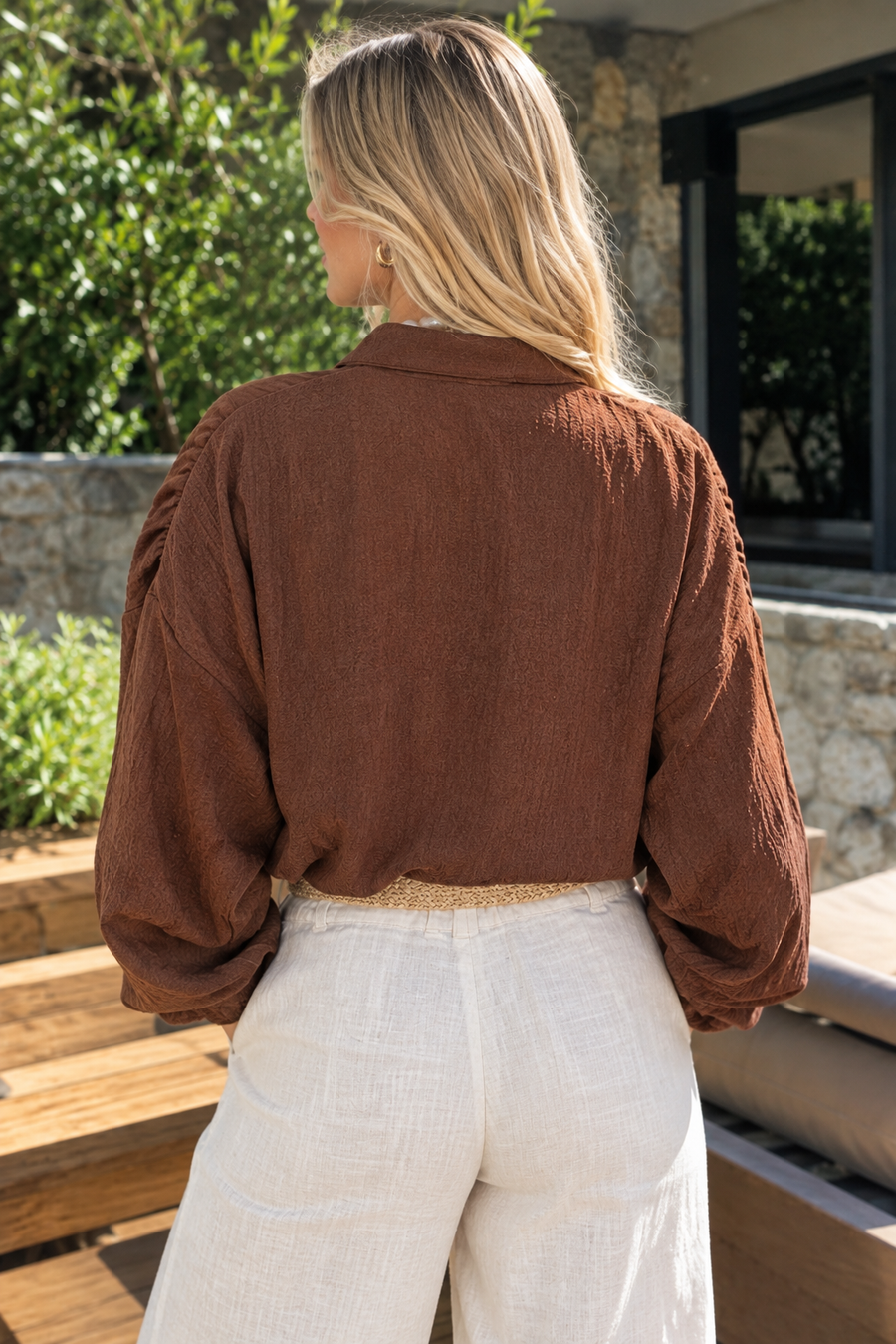 Blusa Manga Larga Resorte Cuello Cafe