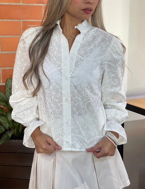 Blusa Clara  Ojalillo Blanco