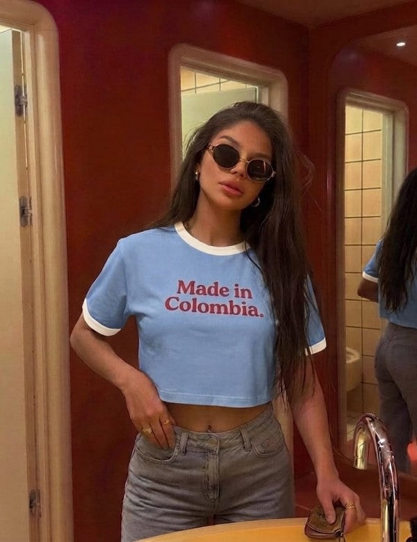 Camisa Made Colombia Celeste Cuello Blanco