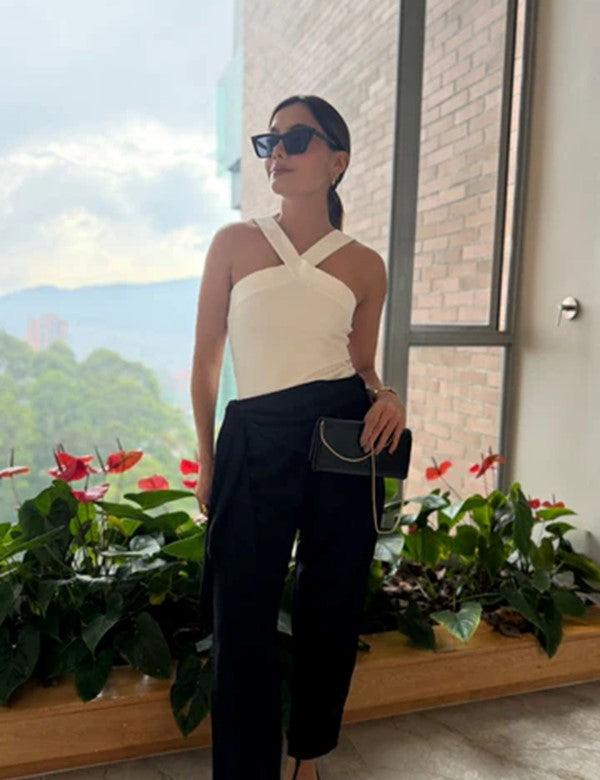 Blusa Con Tiras Cruzadas Martina Blanco
