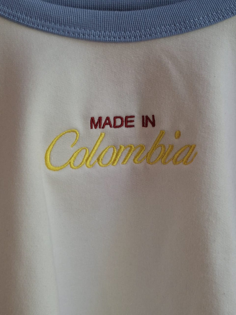 Made In Colombia Blanco Bordado Amarillo