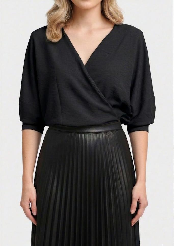 Blusa Con Mangas Amplias Romanza Negro